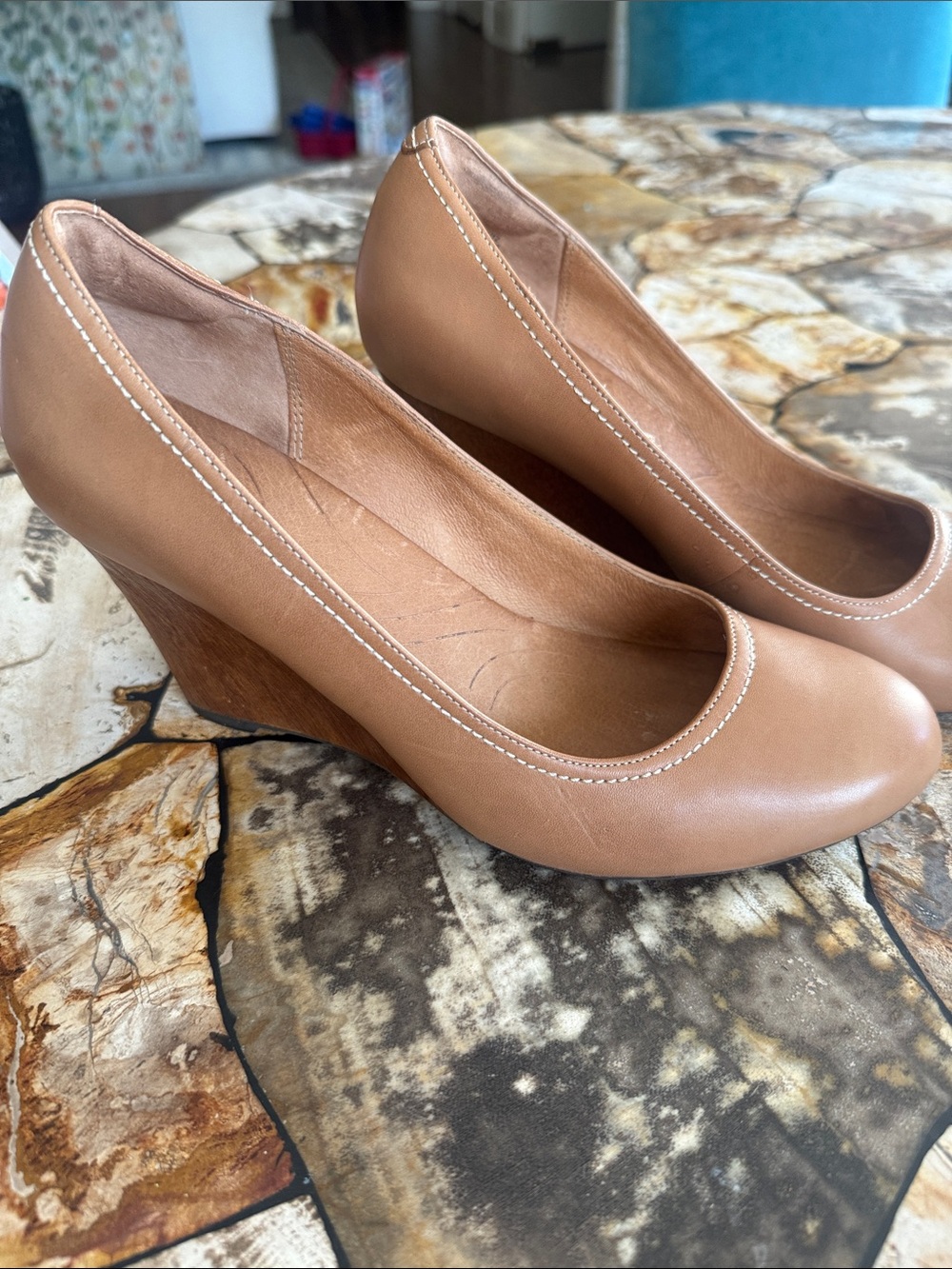 Clarks Indigo Cognac Leather Wooden Wedge Pumps Women’s Size 9.5 Comfort Shoes